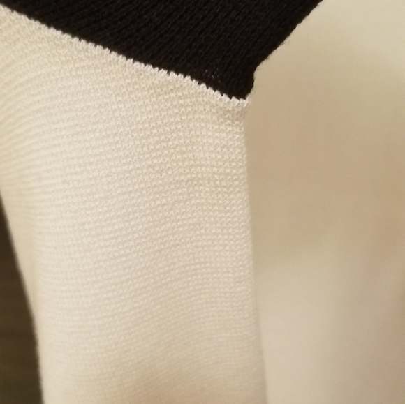 Hugo Boss sweater - Picture 6 of 6